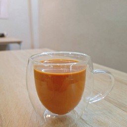 ชาไทยร้อน เข้มๆ สูตรลับปังมอร์