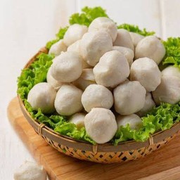 [อร่อยซ่ากับโค้ก] ลูกชิ้นเยาวราชนึ่ง +  โค้ก ออริจินัล (ขวด)