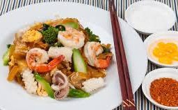 ผัดซีอิ้วทะเล