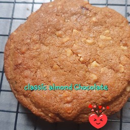 คลาสสิคอัลมอนด์ช๊อคโกแลต