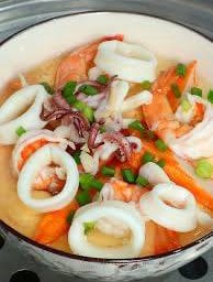 ไข่ตุ๋นทะเล (กับข้าว)