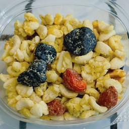 กราโนล่า บลูเบอรี่ x โกจิเบอรี่