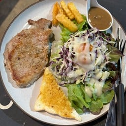 สเต็กหมูพริกไทดำ