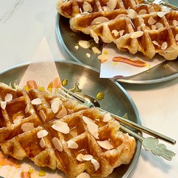 croffle honey almond