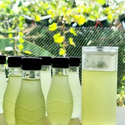 น้ำเวย์จากกรีกโยเกิร์ตรสธรรมชาติ