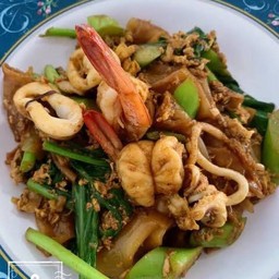 ผัดซีอิ้วทะเล