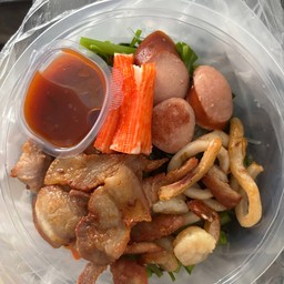 หมูกระทะย่างให้