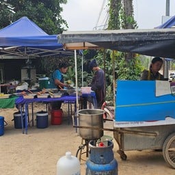 โจ๊ก ก๋วยจั๊บ บ้านใหม่