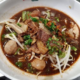 เกาเหลาลูกชิ้นเอ็นเนื้อ