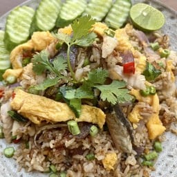 ข้าวผัดกะปิปลาทูรสนัว