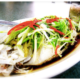 ปลากะพงนึ่งซีอิ้ว.
