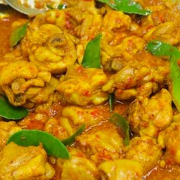 ผัดพริกแกงไก่