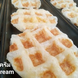 วาฟเฟิล ฮัก (สาขาโลตัส โกเฟรช ศาลเจ้าพ่อเสือ)