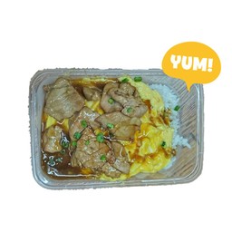 หมูชิ้นผัดซีอิ๊วราดข้าว(ราคาไม่รวมไข่ข้น)