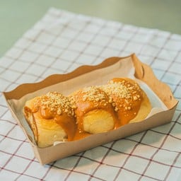 ขนมปังปิ้งเนยสด สังขยาชาไทย