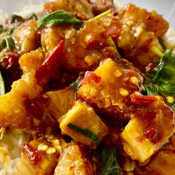 ข้าวกะเพรากรอบ( ไร้น้ำมัน )