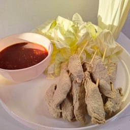 ย่างใหญ่ลูกชิ้นทอด