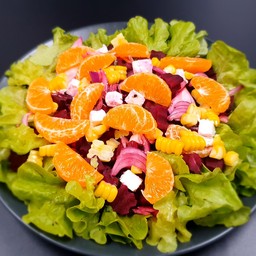 สลัดบีทรูท+ส้ม+ข้าวโพด+เฟต้าชีส