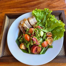 ตำถั่วหมูกรอบ