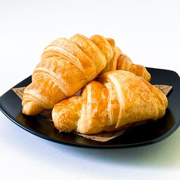 ครัวซ็องเนยสด ขนาด 45 กรัม - Croissant 45g. (ชิ้นละ)