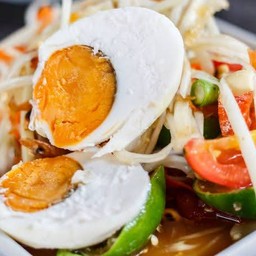 ตำปูปลาร้า+ไข่เค็ม