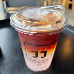 ชาไทยน้ำผึ้งมะนาว