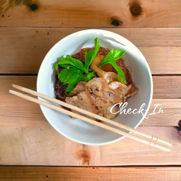 หมูสามชั้นสไลด์ อบวุ้นเส้น