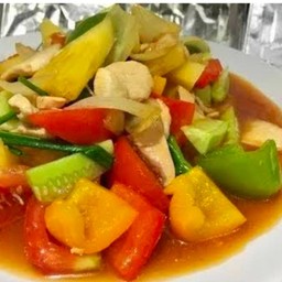 ผัดเปรี้ยวหวานหมู/ไก่/เป็นกับข้าว