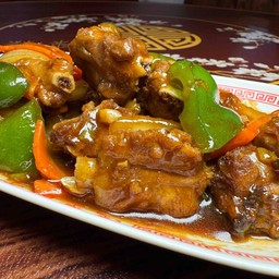 ซี่โครงหมูน้ำแดง