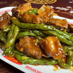 ถั่วแขกผัดซีโครงหมู