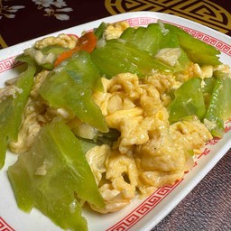 มะระผัดไข่