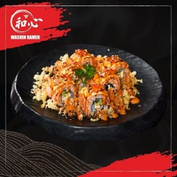 Spicy Salmon Cheese Roll