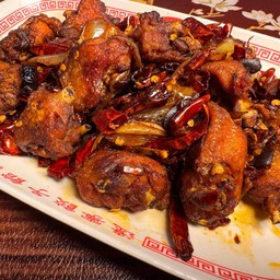 ปีกไก่ผัดพริก