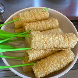 เต้าหู้ม้วนทอด