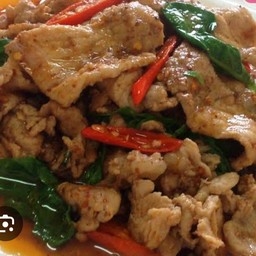 เมนูผัดโหระพาราดข้าว