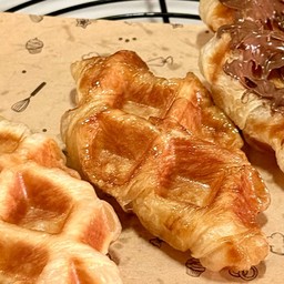 Sweet After Six (ครอฟเฟิล)