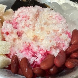 น้ำแข็งใส แยกเครื่องเขียงแยกน้ำแข็งไปคะ