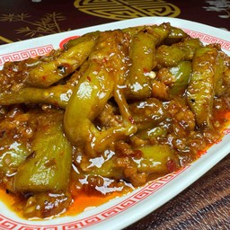 ผัดมะเขือยาวหมูพริกเผา