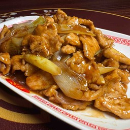 เนื้อแกะผัดขิงหอม