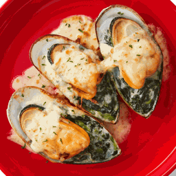 NZ Mussels Baked with Cheese