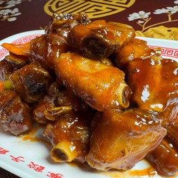 ซี่โครงหมูเปรี้ยวหวาน