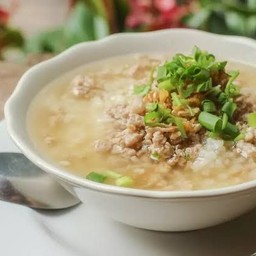 ข้าวต้มทรงเครื่อง