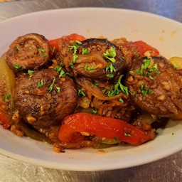 ผักรวมผัดกับน้ำมันมะกอก