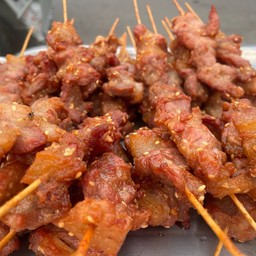 หมูทอดชุด 5 ไม้