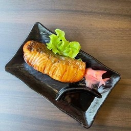 Salmon ย่างซีอิ๊ว