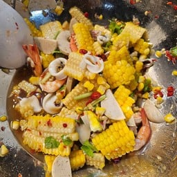 MB ไก่ย่างยำแซ่บ