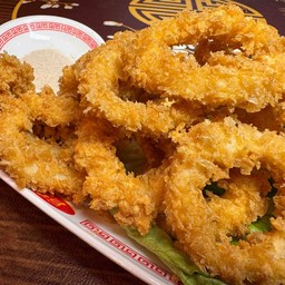 ปลาหมึกสดชุปแป้งทอด