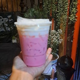 นมชมพู เย็น