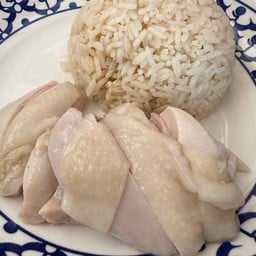 ฟู่เหมย โภชนา ข้าวมันไก่สูตร สิงค์โปร์ สาขาป่าไม้
