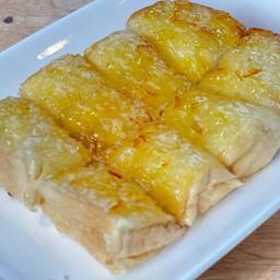 ขนมปัง - เนยแยมส้ม